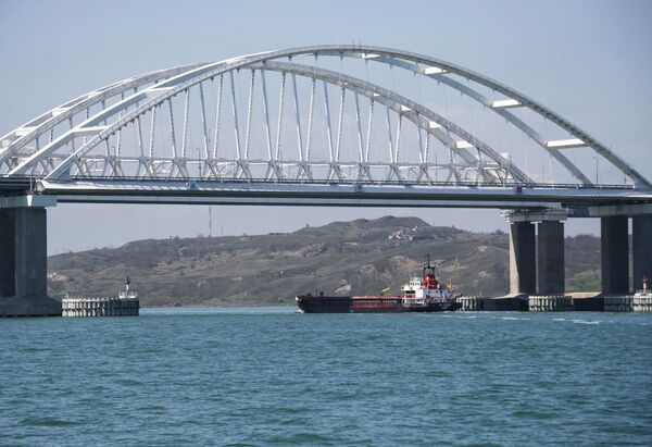 Виды Крымского моста