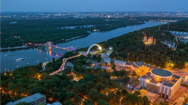 Вечерний Киев, Украина